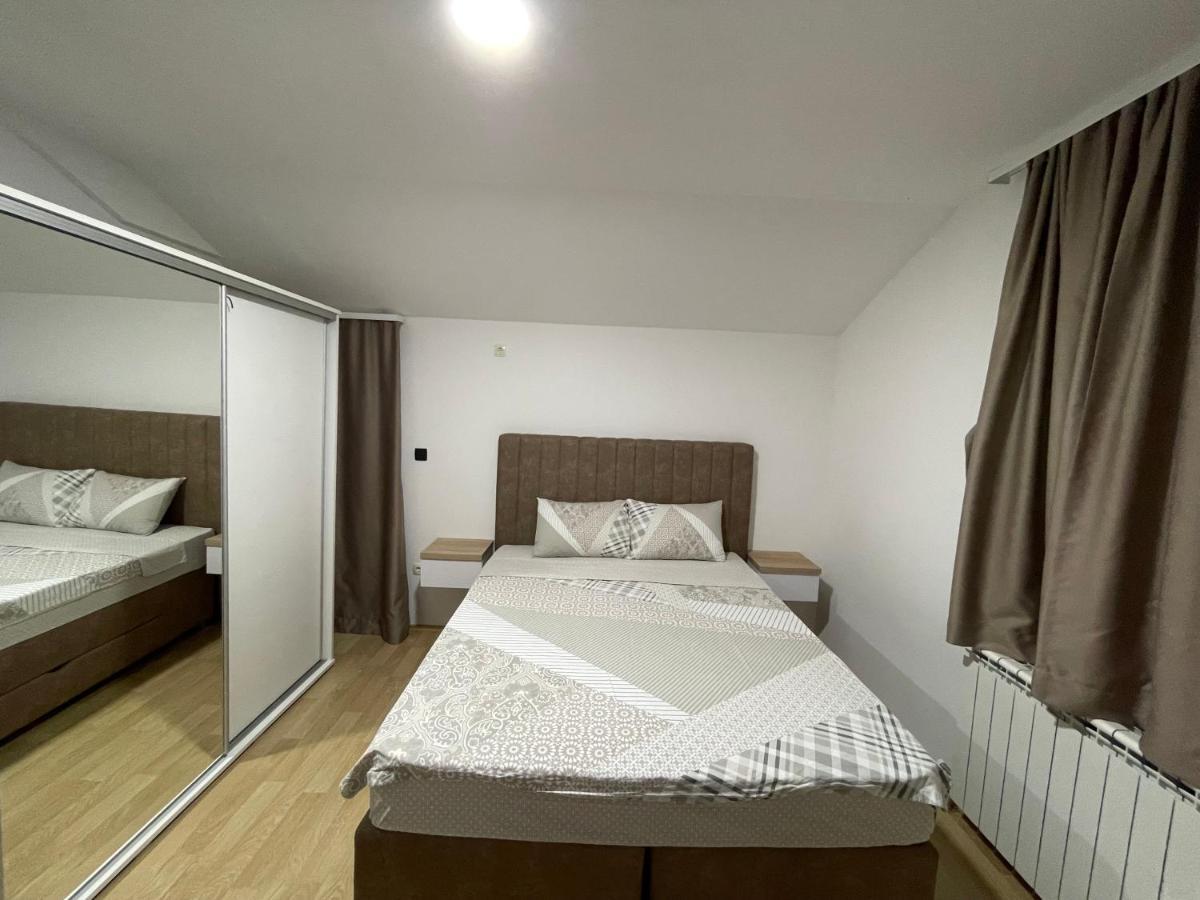 Hotel Royal Garden Nikšić Bagian luar foto