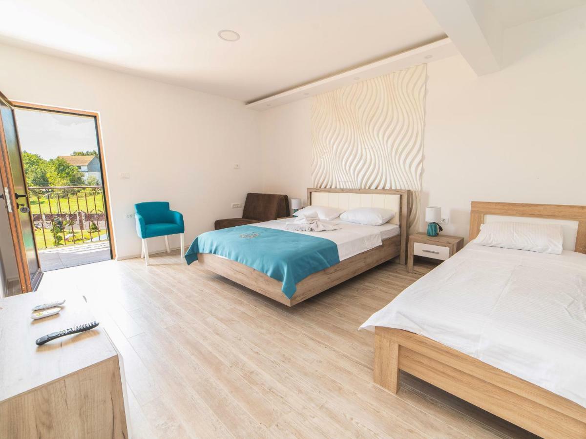 Hotel Royal Garden Nikšić Bagian luar foto