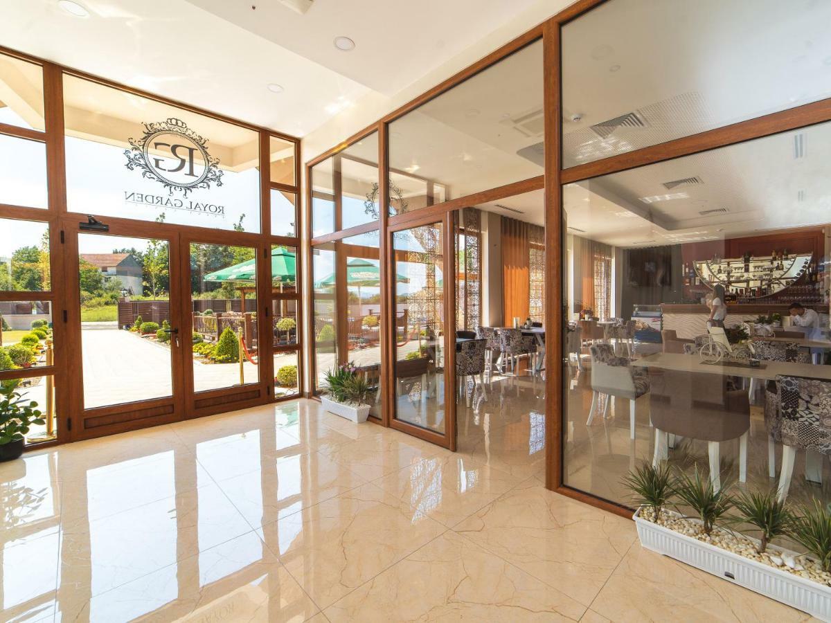 Hotel Royal Garden Nikšić Bagian luar foto